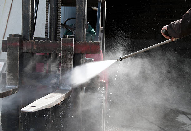 Best Pressure Washing Patio  in Pho, IL